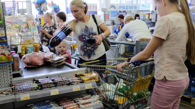 Почему импорт вытесняет украинские товары с полок магазинов