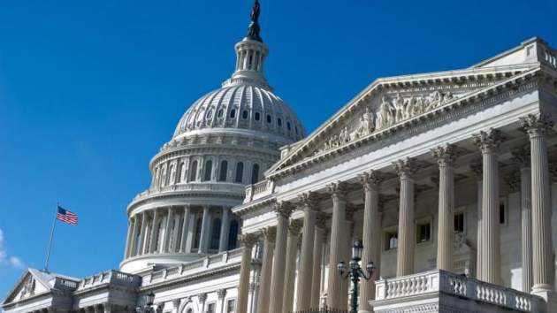 В Конгрессе США обвинили Украину в "прославлении нацизма"