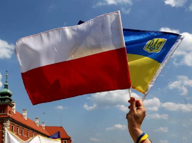 Треть украинцев не хотят возвращаться домой из Польши