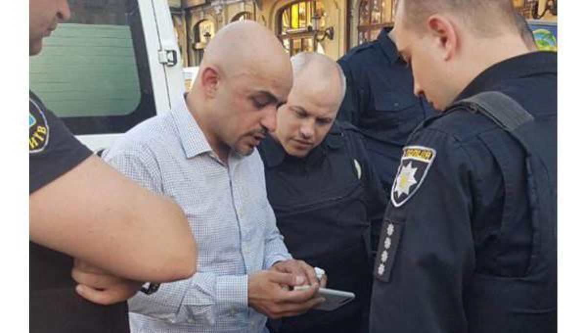 В сети появилось видео инцидента Мустафы Найема с чеченцами в Киеве