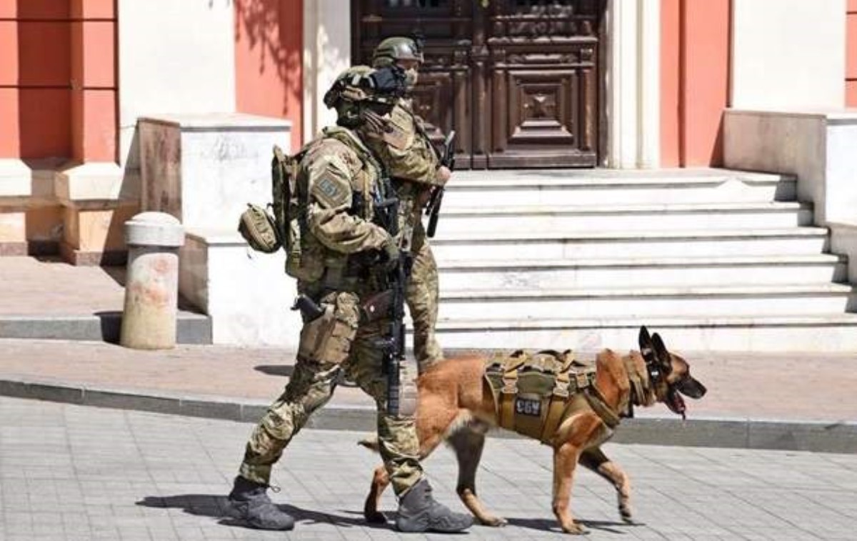 В Одессе усилили меры безопасности, на улицах появились нацгвардейцы и СБУ