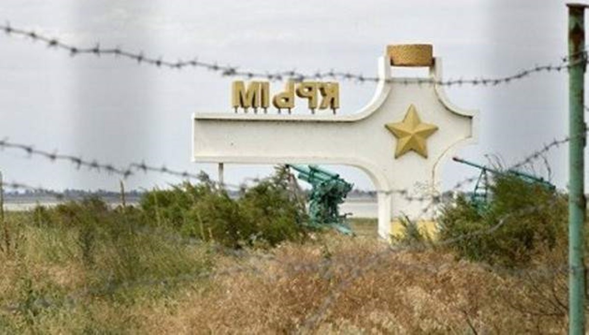 Как оккупанты уничтожают пляж в Крыму