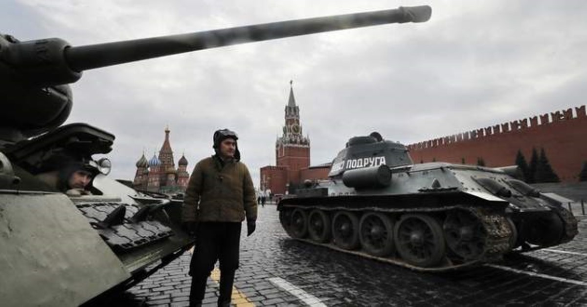 Что-то пошло не так: в Москве сорвалась часть генрепетиции парада ко Дню Победы