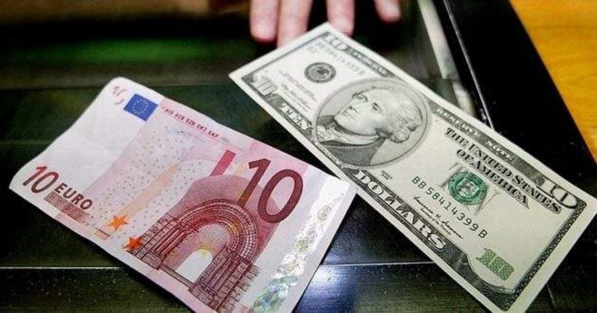 С евро все плохо, доллар готовится к решающему прыжку