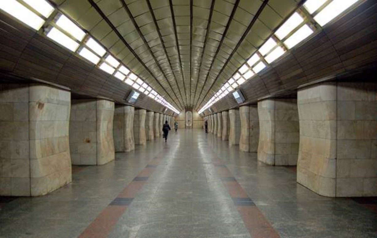 В центре Киева в метро умер пассажир