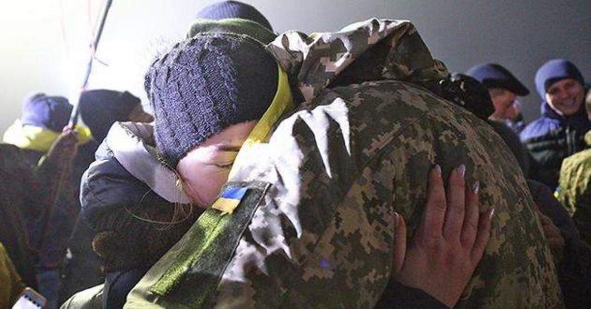 Мы победим: украинские военные записали трогательное видео ко Дню матери