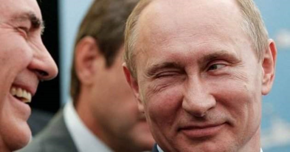 В Луганске появился странный портрет Путина