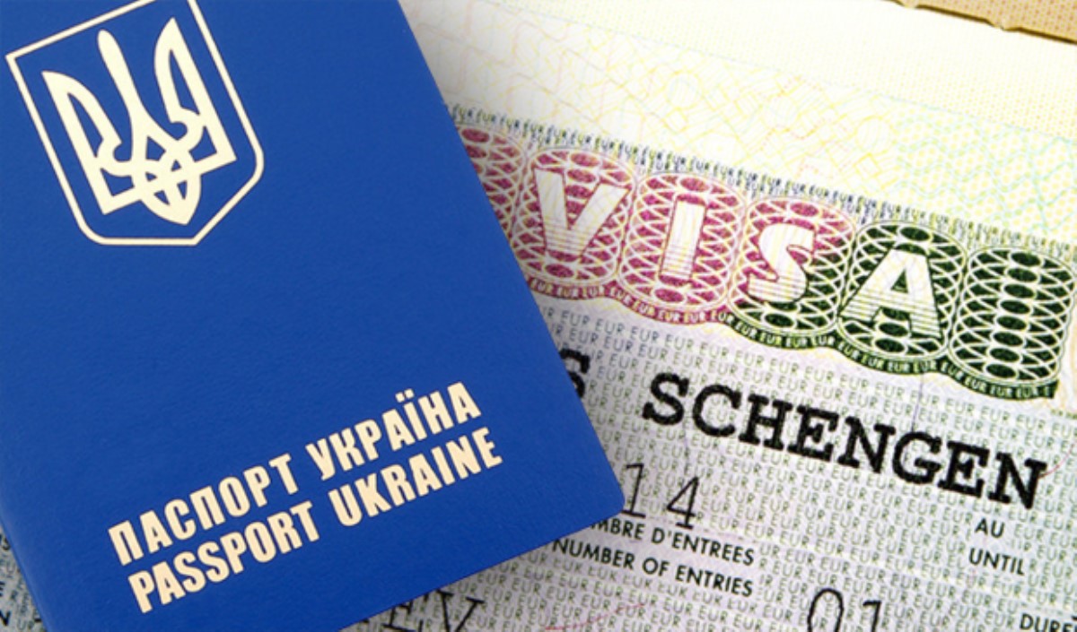 ЕС готовит для украинцев платные разрешения на въезд