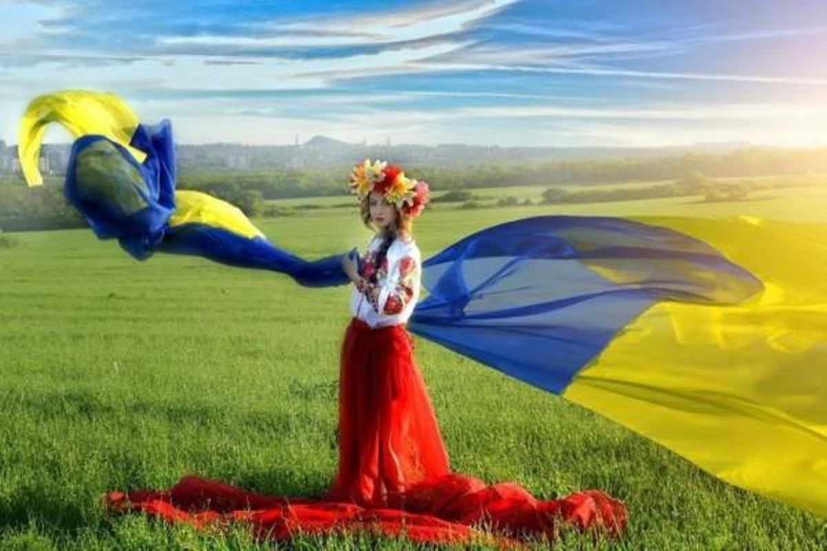 Праздники в июне в Украине: сколько будет выходных