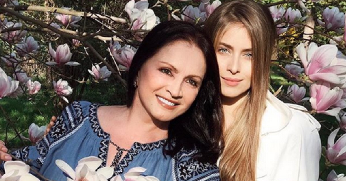 Внучка Ротару отпраздновала 17-летие и получила поздравление от Пугачевой