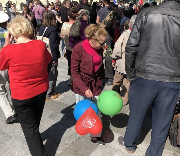 На митинг в Харькове вышли сторонники "ХНР"