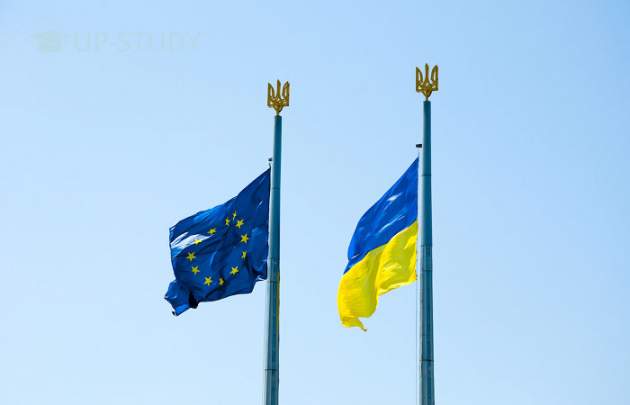 Украинцам придется платить за въезд в ЕС