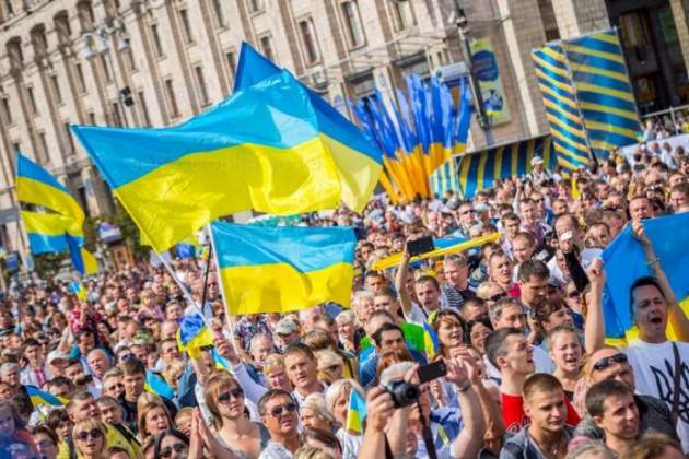 Что больше всего волнует украинцев: озвучены главные требования к власти