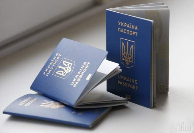 Что задумали в Раде: жителей Крыма и Донбасса лишат гражданства?