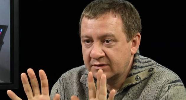 Путин легко скупает то, за что Гитлеру приходилось воевать, — Муждабаев