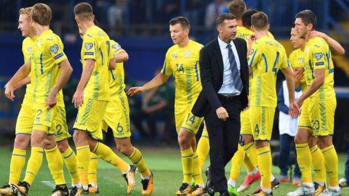 Сборная Украины потеряла несколько позиций в рейтинге ФИФА