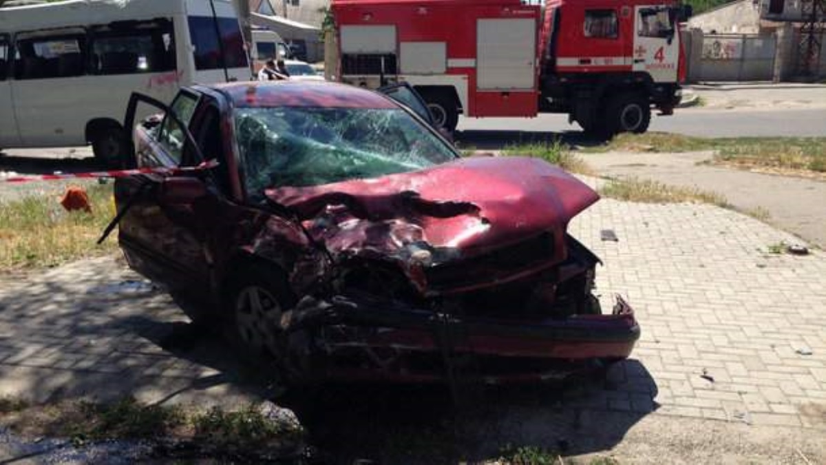 ДТП с маршруткой в Запорожье: одна из пострадавших умерла в больнице