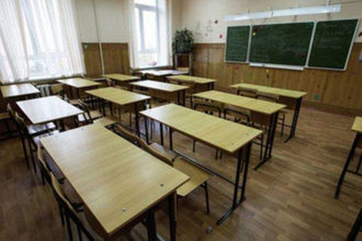 Привычным школам в Украине конец? Детей решили учить в жилых многоэтажках