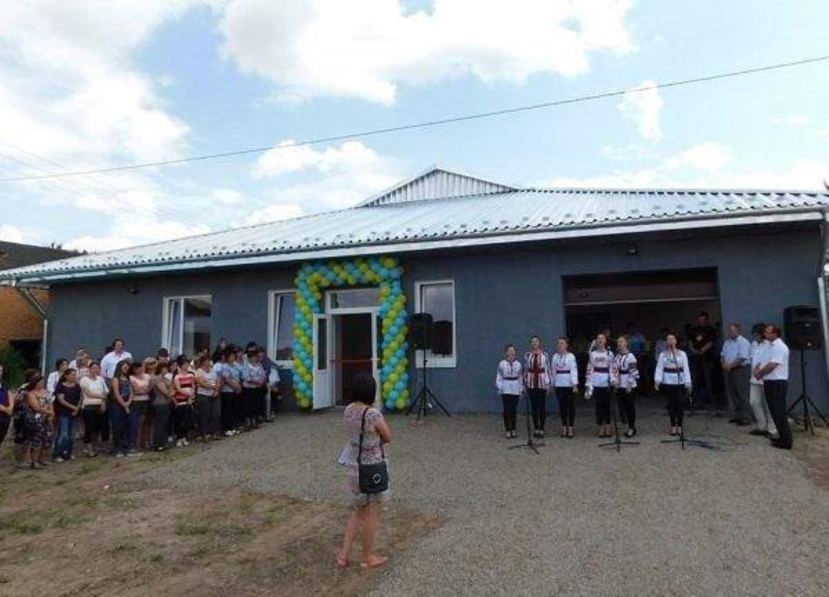В украинском селе будут шить рубашки для европейцев