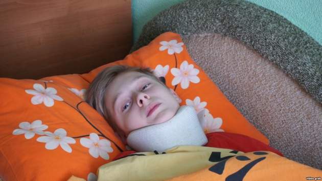 Сломали позвонки: избитый школьник рассказал об издевательствах в престижном лицее Киева