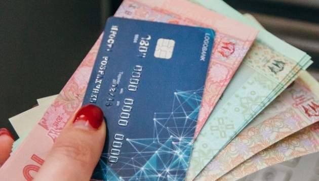 НБУ разрешил отправлять гривну за границу и легко получать валюту в Украине