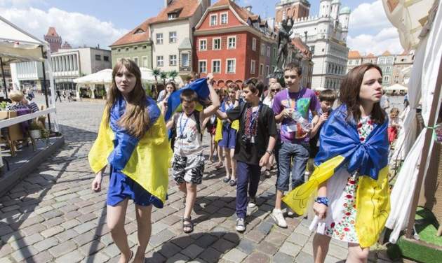 Уже не только зазывают: в Польше стали заботиться о комфорте украинцев