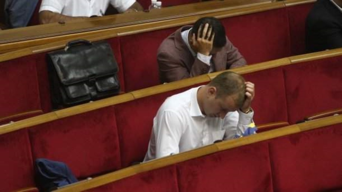 Когда депутатов лишат неприкосновенности: у Порошенко озвучили сроки