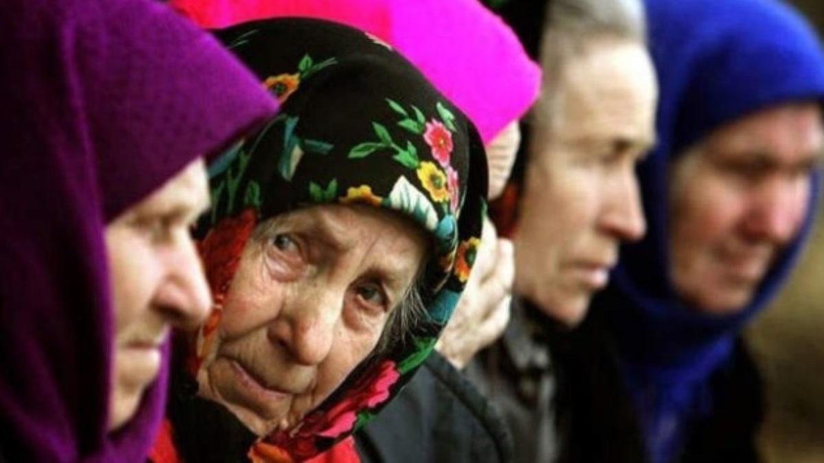 Украинцам объяснили, почему у них маленькие пенсии