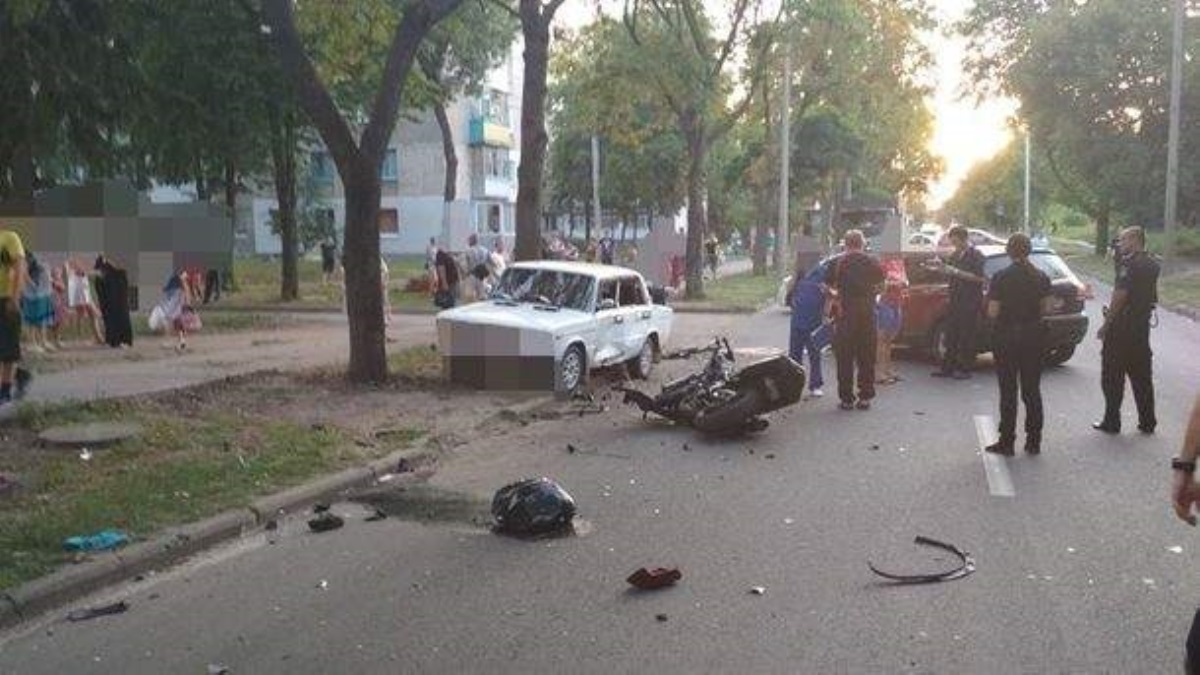 Смертельное ДТП в Харькове: погибли два мотоциклиста. Фото