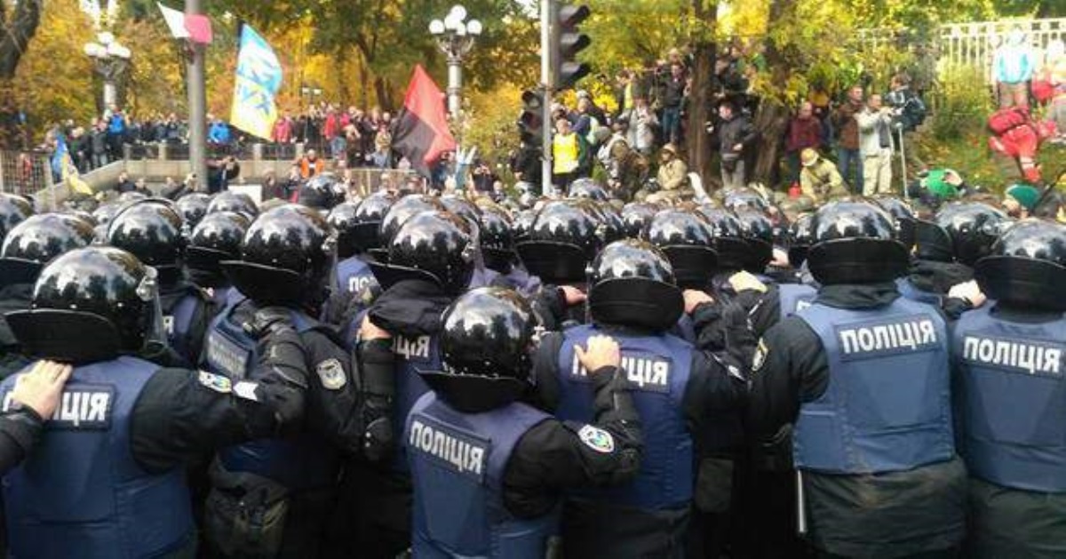 На Закарпатье полиция проводит масштабную спецоперацию
