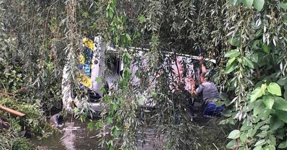 Под Киевом во время погони авто копов слетело в реку