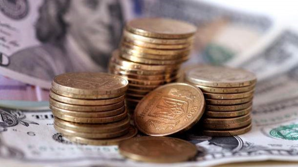 Гривна упала: доллар дорожает, евро пробил психологическую отметку