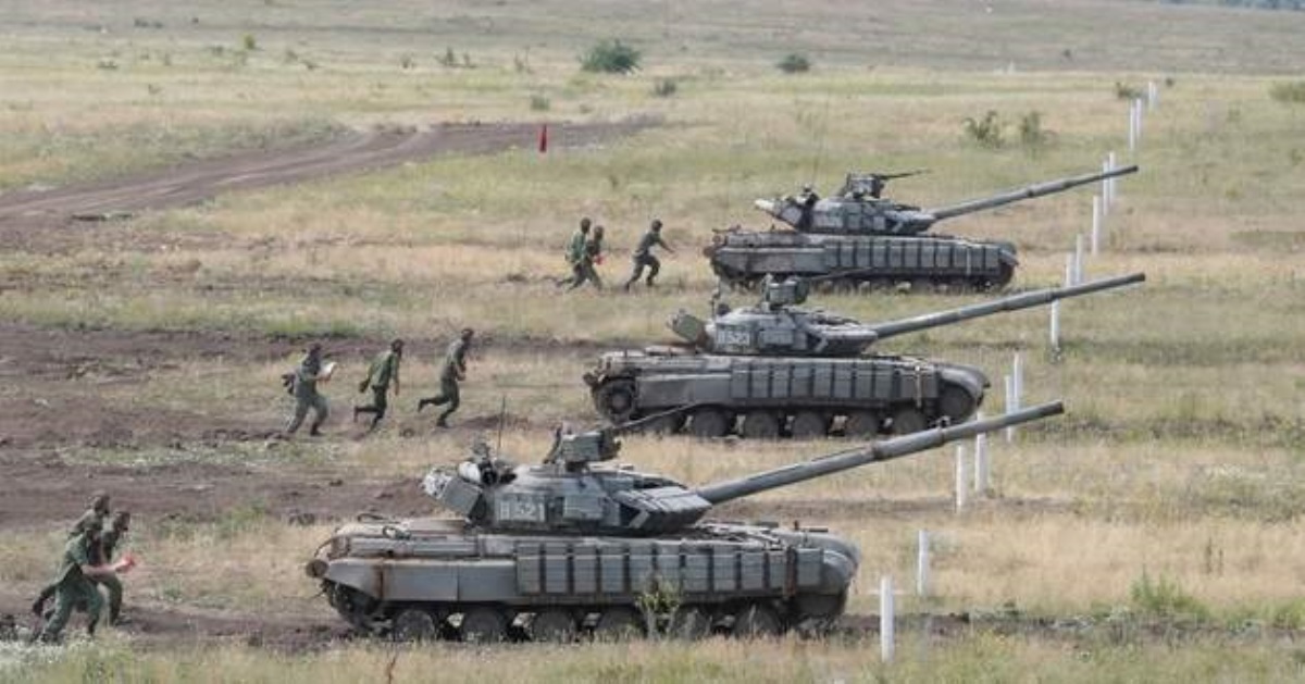 Путин стягивает войска на Донбасс: генерал озвучил тревожный прогноз по Украине