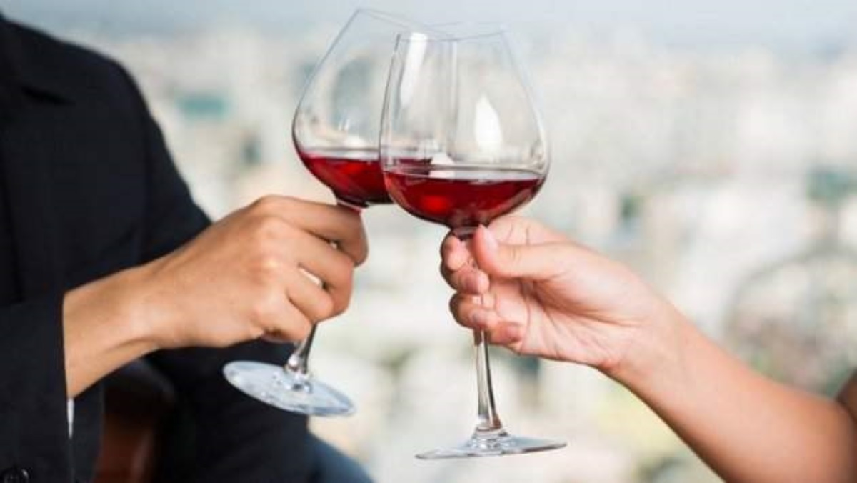 9 научных причин, почему вино надо пить каждый день