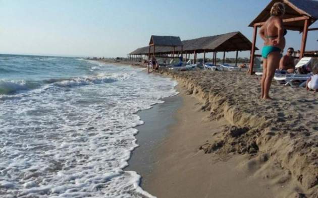 Ржавчина и пустота: уставшие крымские пляжи молят о помощи