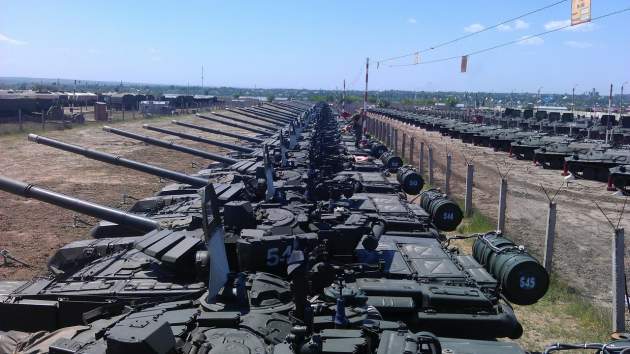 Путин присвоил российским танковым полкам названия украинских городов