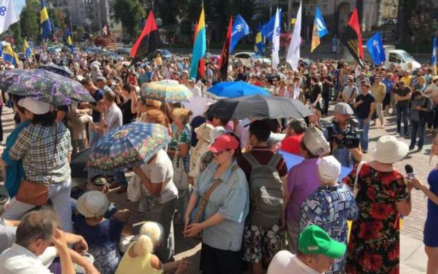 Подорожание проезда: протестующие захватили Киевсовет