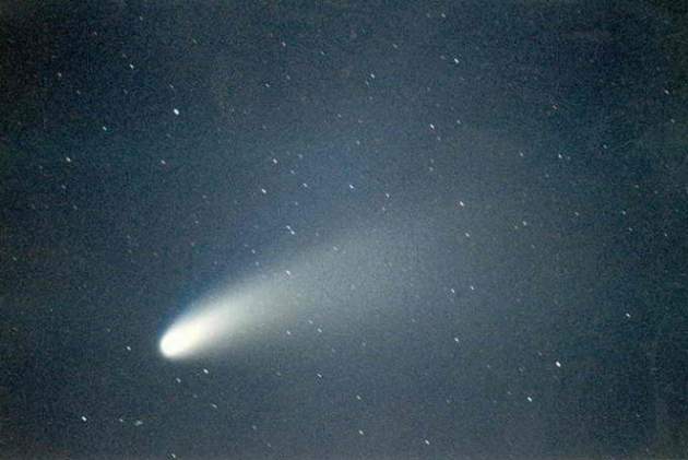 К Земле летит комета с газовым облаком вдвое больше Юпитера