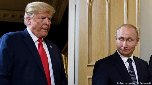 В России недовольны поведением Трампа на встрече с Путиным — WSJ