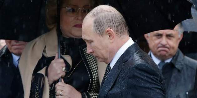 Не просто так берегут от дождя! Подмечен подозрительный факт о Путине