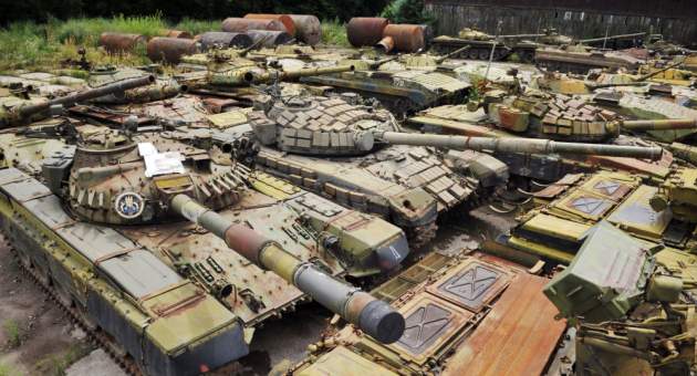 Гриценко указал на катастрофу с военными складами в Украине