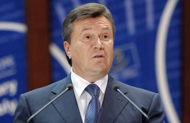 Янукович подал в суд на Луценко