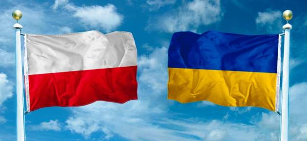 Украинку выслали из Польши и ЕС за антиправительственную деятельность мужа