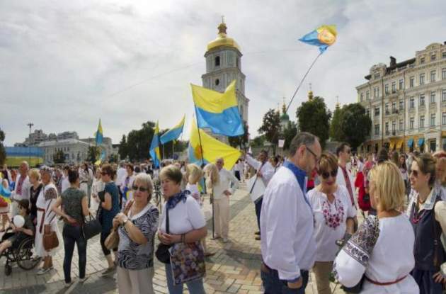 Украинцы переключились с проблем страны на проблемы своих семей