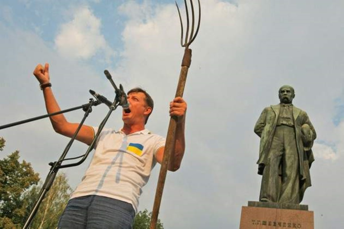 Ляшко в исподнем испугал украинцев третьим сентября