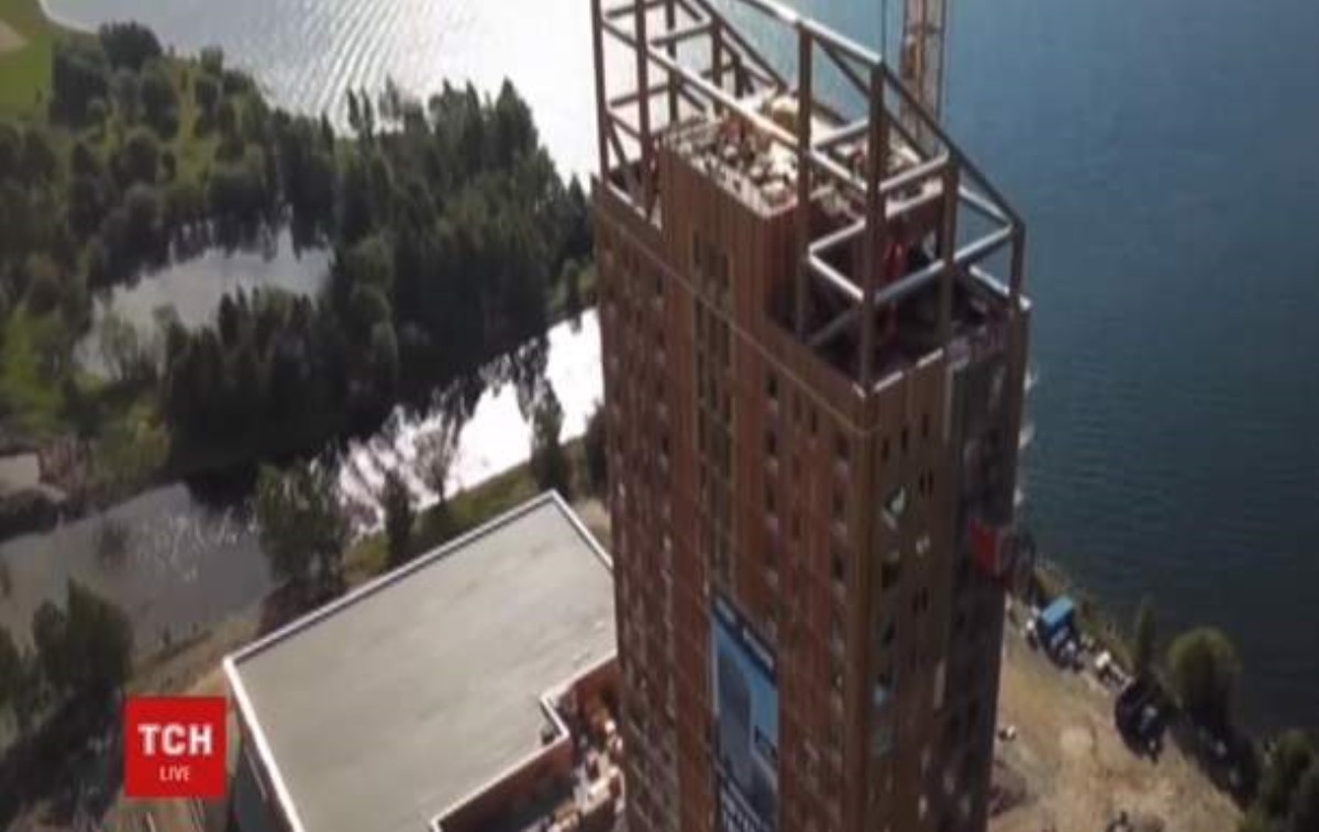 В Норвегии построили небоскреб из дерева. Видео