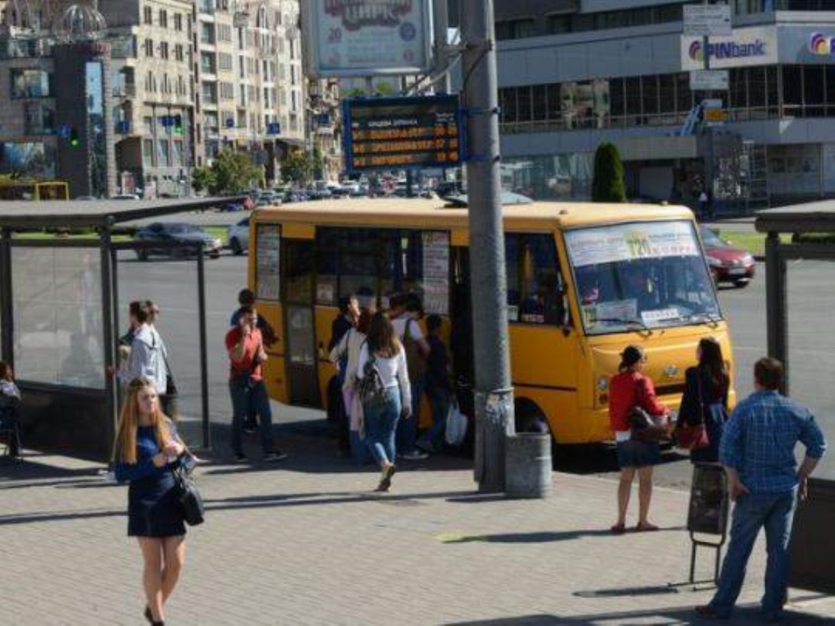В Киеве подорожает проезд в маршрутках: озвучена новая цена