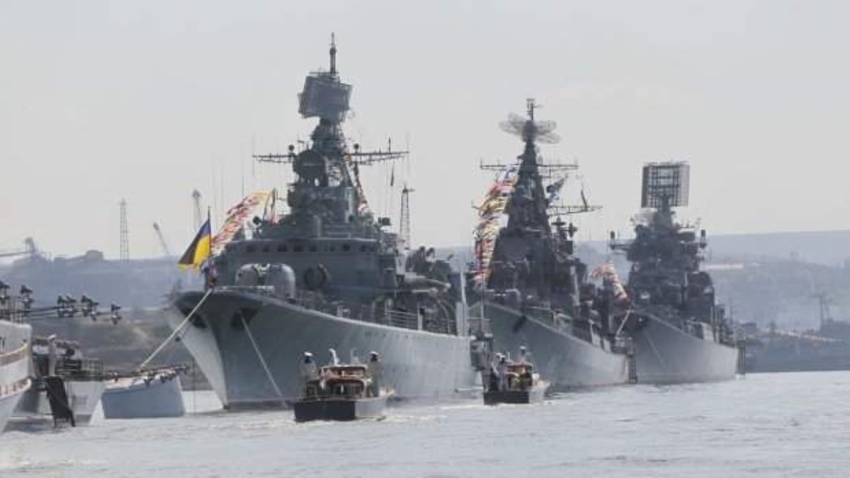 Украинский флот идёт в Азовское море, намечается что-то серьезное