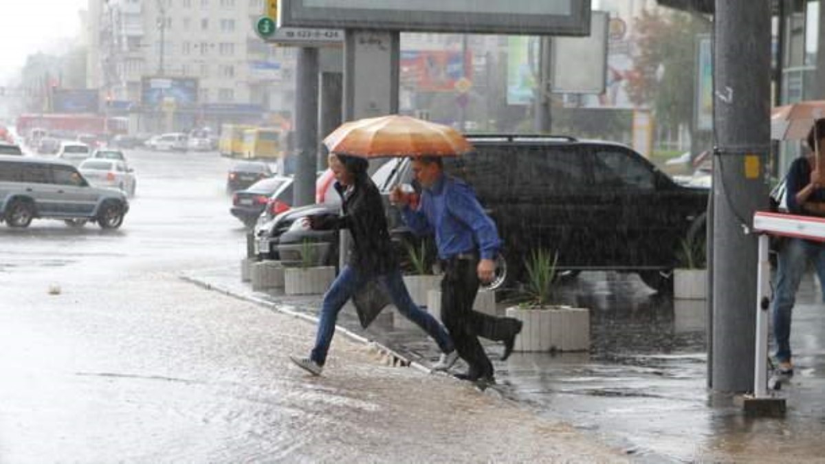 Дожди и холодно: синоптики дали неутешительный прогноз на понедельник
