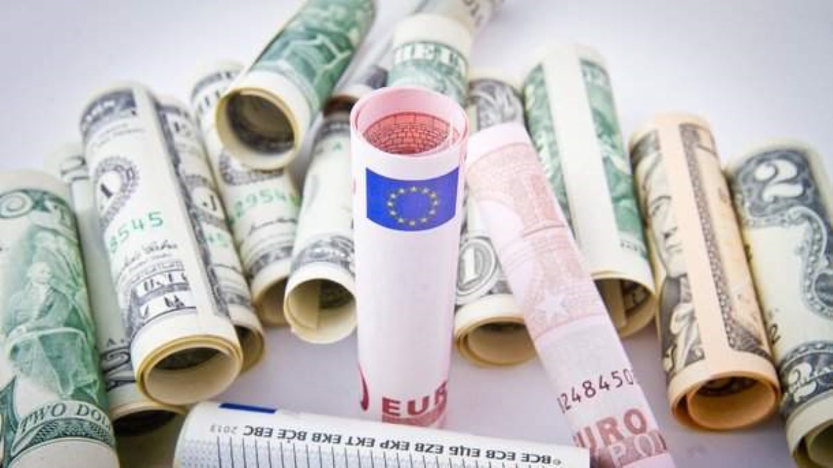 В Украине резко изменится курс доллара: прогноз на неделю